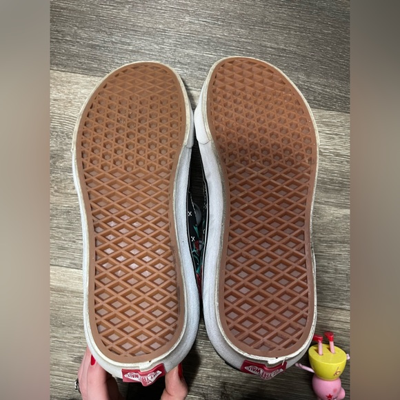 Sk8-Hi Rose Skulls Vans - Picture 4 of 4